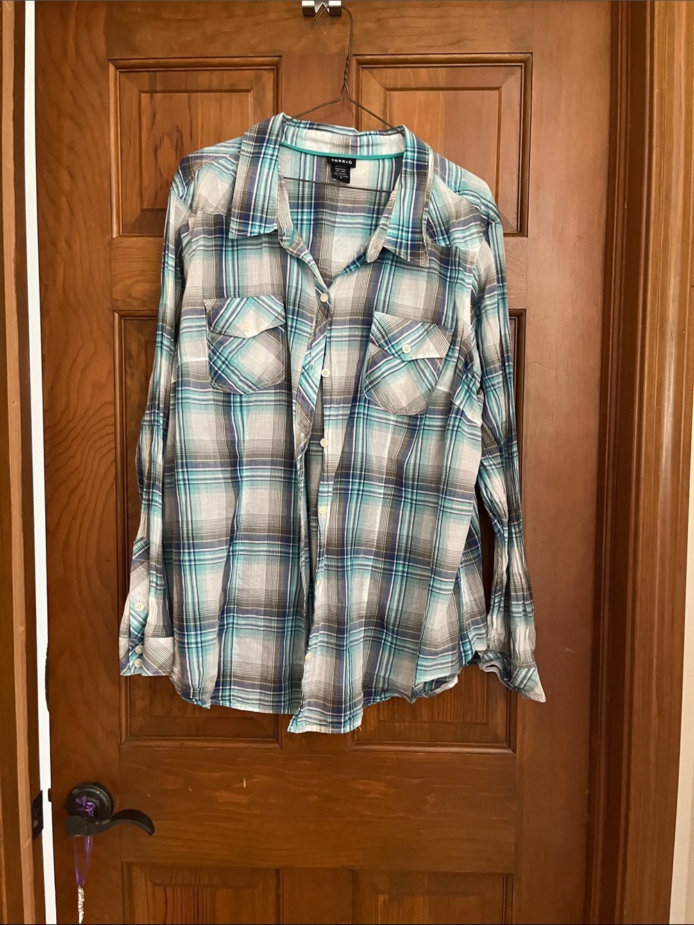 TORRID Women’s plaid long sleeve button-up blouse